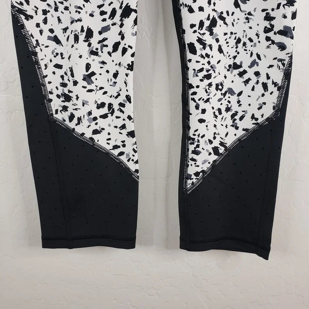 Athleta Leggings Women Small Petite Pants Black White Capri Animal Print Workout